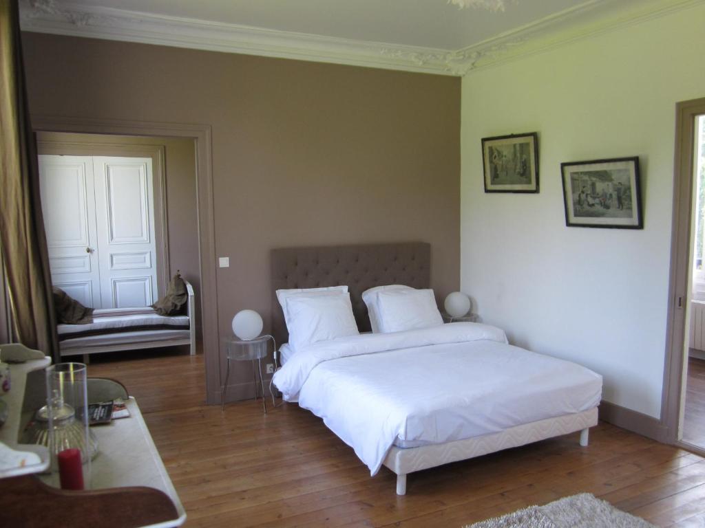 Chateau De Bertreville Bed and Breakfast Pokój zdjęcie